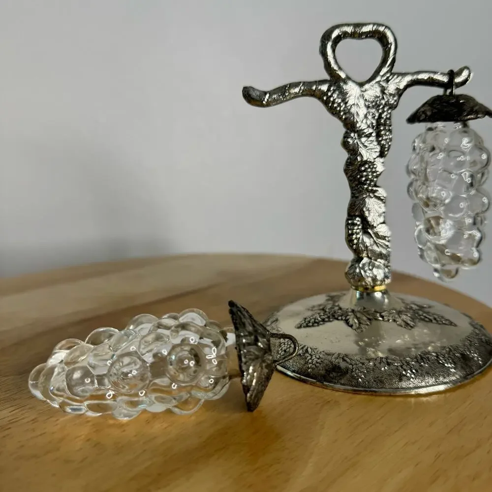 Vintage Glass Salt and Pepper Hanging Grapes Silver Made in Japan A Price Import